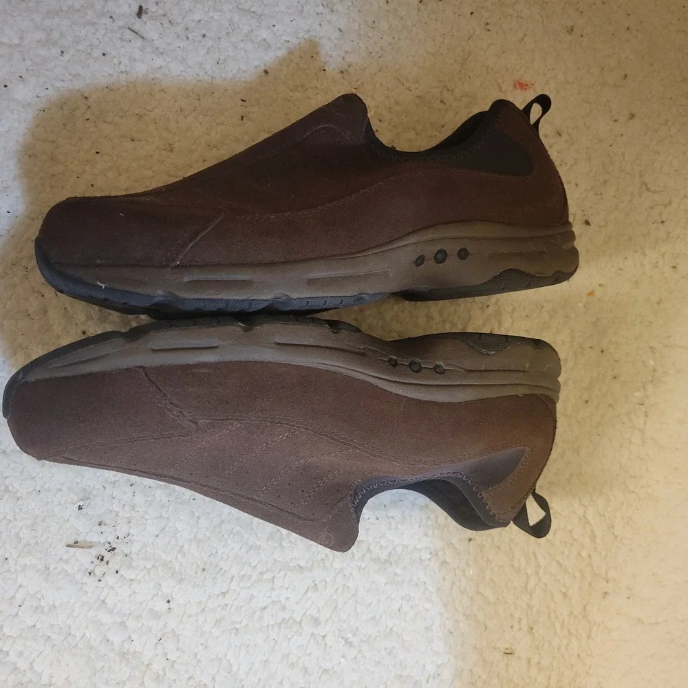 Easy Spirit Hometeams Womens 8.5W Brown Suede Slip On Walking Shoes Comfort